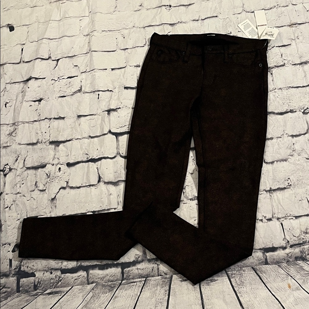 Size 25 Hudson Jeans in Textured Black and Gold